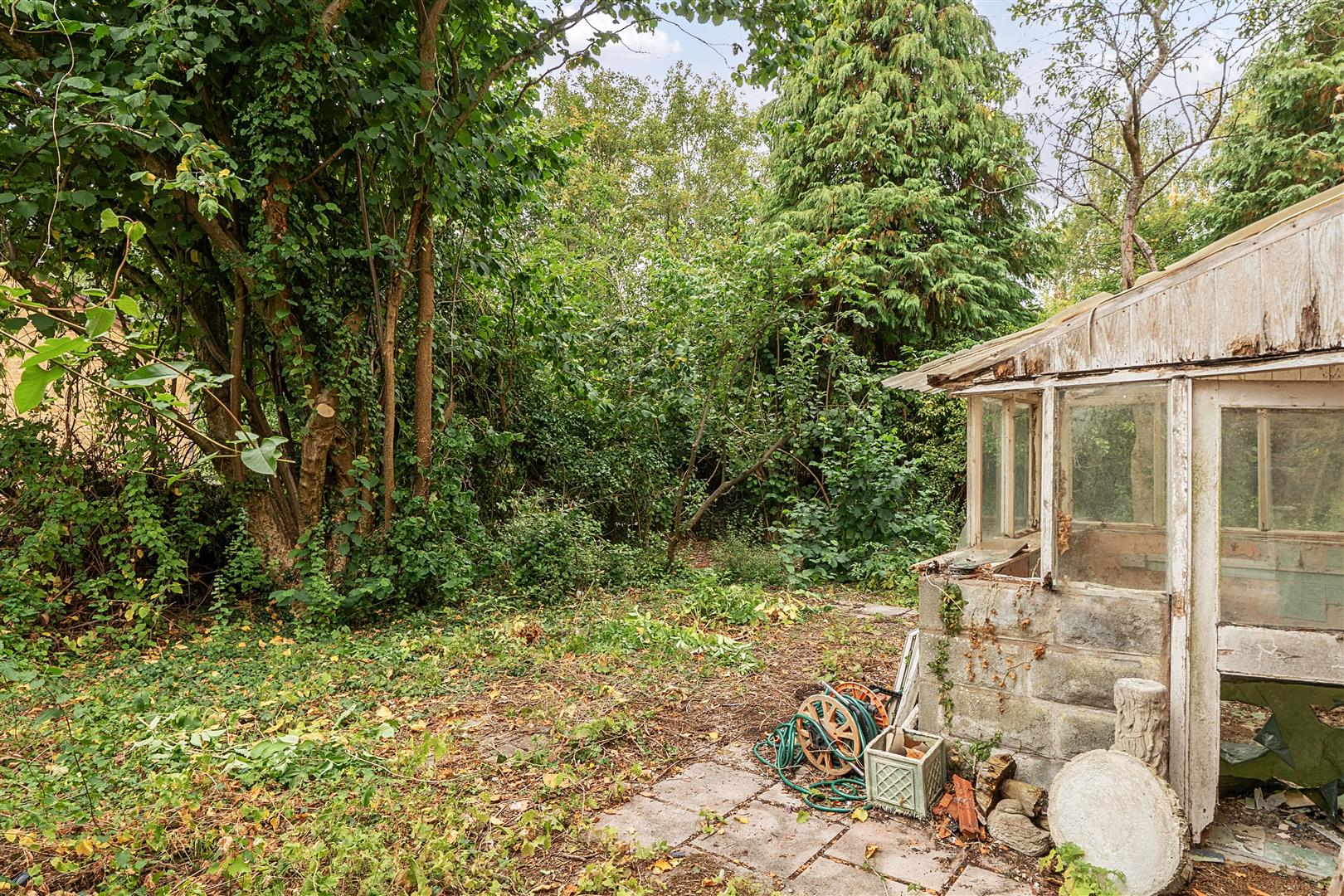 Farthings, Fox Lane, Oswestry, SY11 4FU